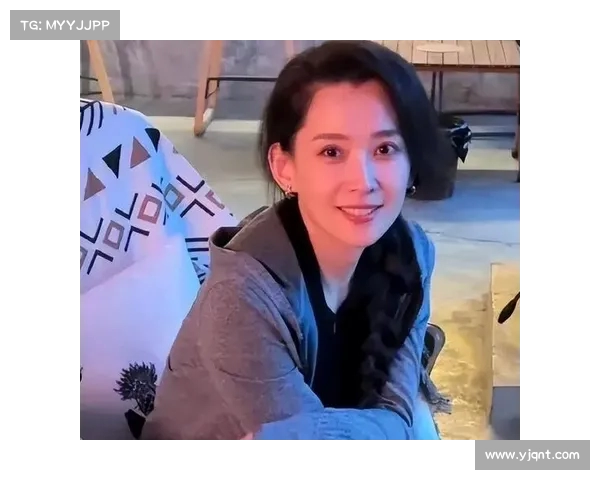 森林北与朋友聚餐,女儿首次亮相,颜值惊艳堪比汪峰女儿!(森林one) 森林北与朋友聚餐,女儿首次亮相,颜值惊艳堪比汪峰女儿!(森林one)